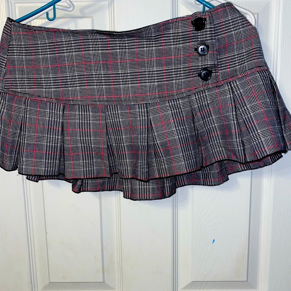 French atmosphere skirt